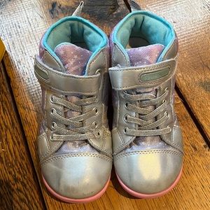 Girl waterproof winter snickers 19cm / US13, color silver-purple good condition